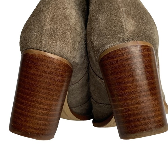 Splendid Gray Taupe Suede Ankle Bootie 2”Stacked Heel Rubber Comfort Outer Sole - Picture 7 of 8